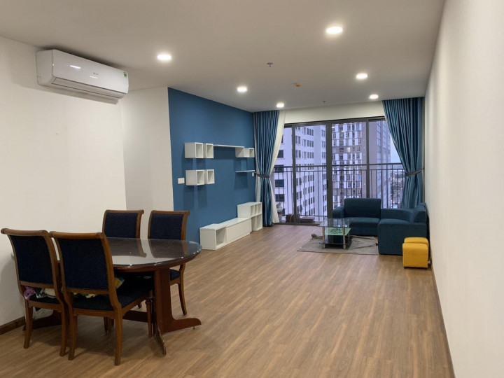 Chính chủ cho thuê căn hộ Ngoại Giao Đoàn 122m 3PN2WC full nội thất giá 16tr/tháng. LH: 0964370279
